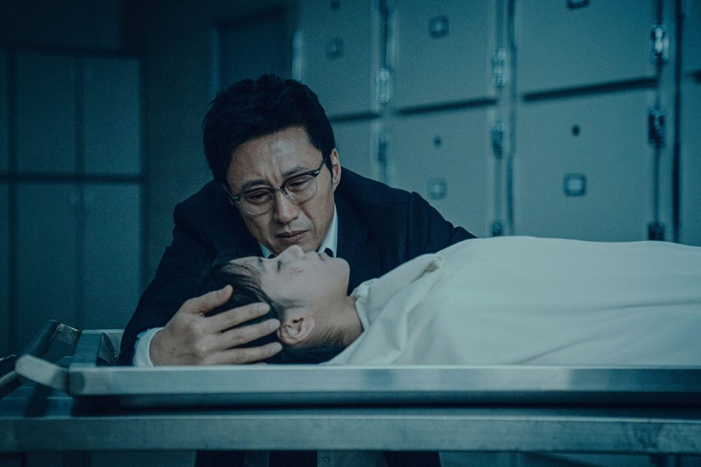 心葬 新聞稿照04 「青龍影帝」朴新陽睽違11年回歸大銀幕！