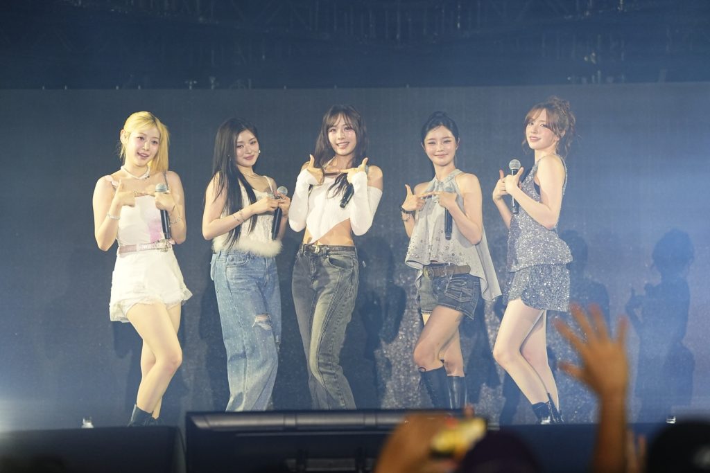 %E9%9F%93%E6%B5%81%E6%96%B0%E5%8B%A2%E5%8A%9B%E5%A5%B3%E5%9C%98FIFTY FIFTY%E5%9C%A8S2O Taiwan%E4%BA%BA%E6%B0%A3%E8%88%9E%E5%8F%B0MONEYBUNNY%E7%A7%80%E5%8F%B0%E8%AA%9E%E3%80%8C%E5%93%87%E6%84%9B%E5%93%A9%E3%80%8D%E3%80%82%EF%BC%88%E5%9C%96%EF%BC%8FBlowin in the Wind%E5%A4%A7%E9%A2%A8%E5%90%B9%E6%8F%90%E4%BE%9B%EF%BC%89%EF%BC%88%E5%9C%96%EF%BC%8FBlowin in the Wind%E5%A4%A7%E9%A2%A8%E5%90%B9%E6%8F%90%E4%BE%9B%EF%BC%89